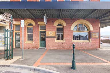 Manchester Arms Hotel / 'Lamartine', 87 Napier Street St Arnaud VIC 3478 - Image 3