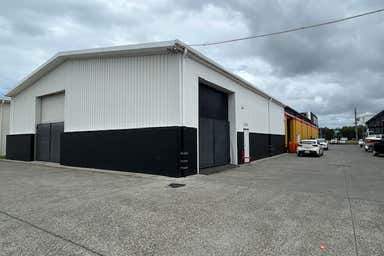 Unit 2, 17 Gateway Drive Biggera Waters QLD 4216 - Image 3