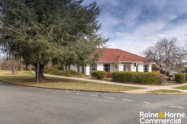 2/100 Wakefield Gardens Ainslie ACT 2602 - Image 4