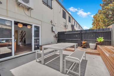 11/12 Norval Court Maroochydore QLD 4558 - Image 3