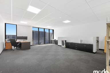 2/74 Willandra Drive Epping VIC 3076 - Image 3