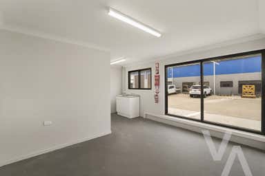 5 & 5a/11 Kyle Street Rutherford NSW 2320 - Image 3
