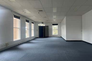 3/1 James Street Bayswater VIC 3153 - Image 3