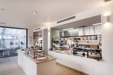 2/6 Dawson Drive Yallingup WA 6282 - Image 4