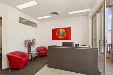 Suite 4, 245 Bay Street Brighton VIC 3186 - Image 3