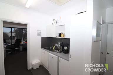 1/8-12 Lieber Grove Carrum Downs VIC 3201 - Image 3