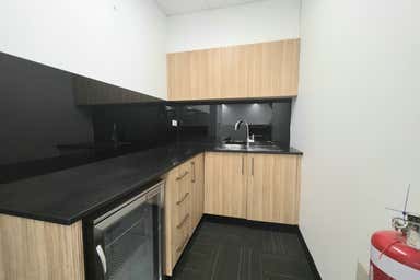 31/2-6 Chaplin Drive Lane Cove NSW 2066 - Image 4