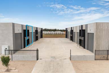 3/23B King George Crescent Echuca VIC 3564 - Image 3