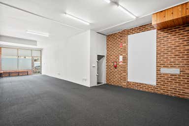 1/10 George Street Warilla NSW 2528 - Image 3