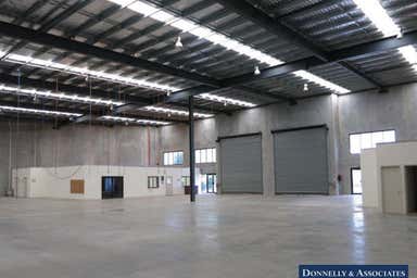 33 - 35 Nealdon Drive Meadowbrook QLD 4131 - Image 3