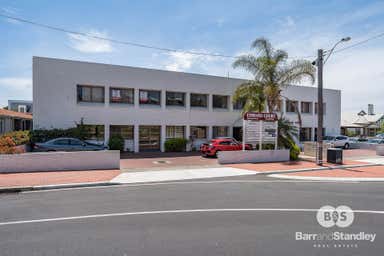 9/4 Edward Street Bunbury WA 6230 - Image 2