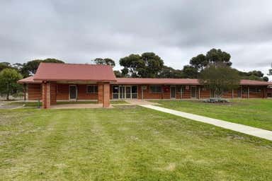TAFE NSW - West Wyalong, Building A &B, 86 Wootten Street West Wyalong NSW 2671 - Image 4