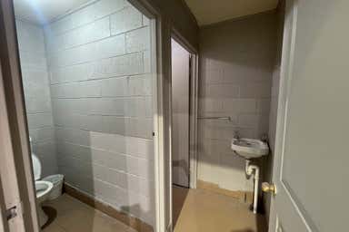 2/13  Kurrajong Road North St Marys NSW 2760 - Image 4