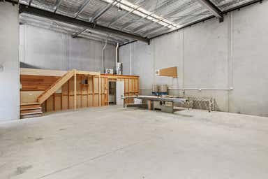 2/34 Watt Road Mornington VIC 3931 - Image 3