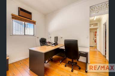 18 Racecourse Road Hamilton QLD 4007 - Image 4