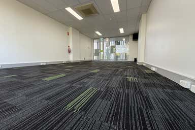 Office 104, 75 Tulip St Cheltenham VIC 3192 - Image 4