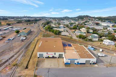 4/5 Little Bramston Street Gladstone Central QLD 4680 - Image 3