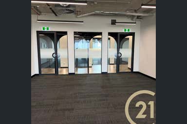 618/87 Overton Road Williams Landing VIC 3027 - Image 3