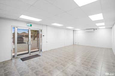 17B Olga Road Maddington WA 6109 - Image 4