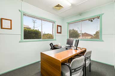 1/116-118 Herries Street East Toowoomba QLD 4350 - Image 3