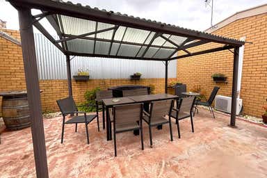 Lake Bolac Motel, 2173 Glenelg Highway Lake Bolac VIC 3351 - Image 3