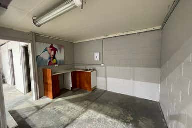 2/13  Kurrajong Road North St Marys NSW 2760 - Image 3