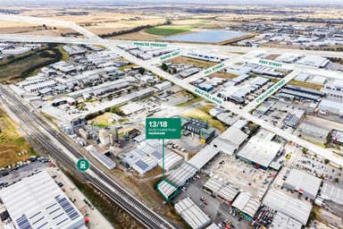 13/18 Racecourse Road Pakenham VIC 3810 - Image 4