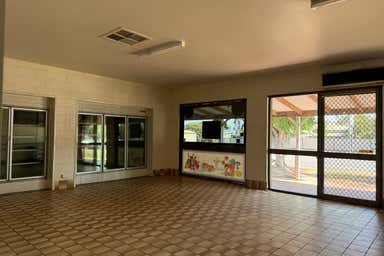 Shop 5, 52 Clements Street Moranbah QLD 4744 - Image 4