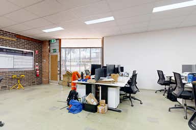 7/26 Commerce Avenue Armadale WA 6112 - Image 3