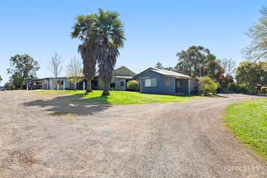 21-23 Parker Road Silvan VIC 3795 - Image 3