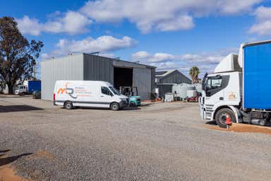 THRIVING BUSINESS FOR SALE  |  Mildura - Robinvale Freight Centre  - Image 3