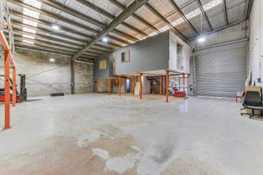 4/1821 Ferntree Gully Road Ferntree Gully VIC 3156 - Image 4