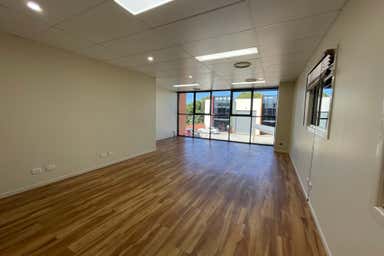 5/30-36 Dickson Road Morayfield QLD 4506 - Image 4