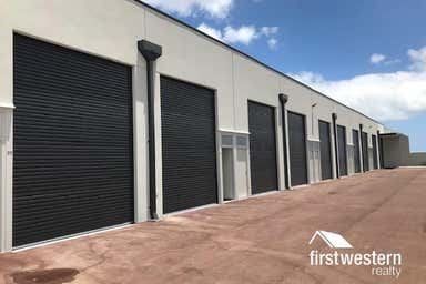 33 Deviation Way Neerabup WA 6031 - Image 4