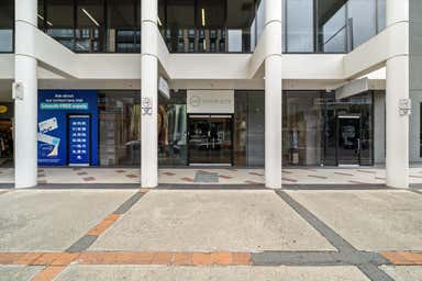 Suite 3-5, 10 Moore Street City ACT 2601 - Image 4