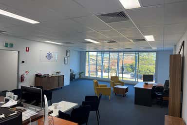 2, 25-39  Cook Rd Mitcham VIC 3132 - Image 3