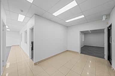 4/40 Rivergate Place Murarrie QLD 4172 - Image 3