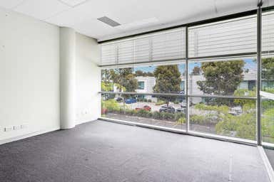 47/574 Plummer Street Port Melbourne VIC 3207 - Image 4