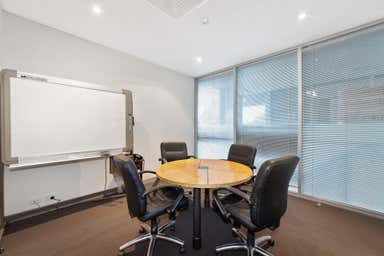 Suite 4 / 2 Walton Street Kew VIC 3101 - Image 3