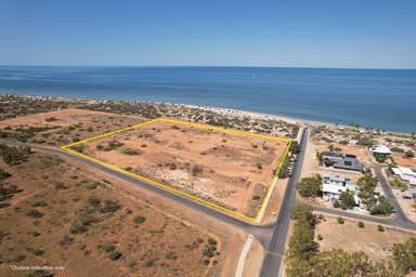 156 Truscott Crescent Exmouth WA 6707 - Image 4