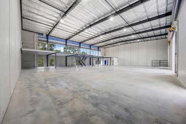 51 Selkirk Drive Wendouree VIC 3355 - Image 3