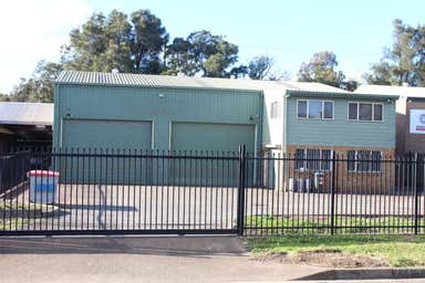 8 Second Ave Unanderra NSW 2526 - Image 3