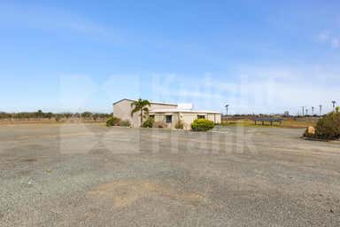 60360 Bruce Highway Port Curtis QLD 4700 - Image 4