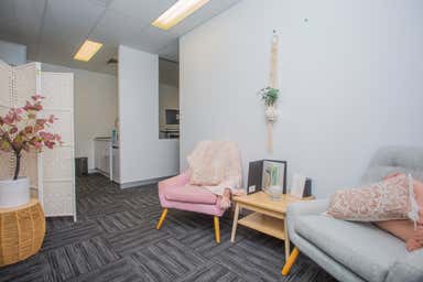 2E / 2 Gemstone Boulevard Carine WA 6020 - Image 4