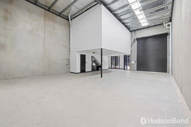 23/2 Cobham Street Reservoir VIC 3073 - Image 3