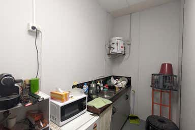 21 Roxby Lane Willetton WA 6155 - Image 4