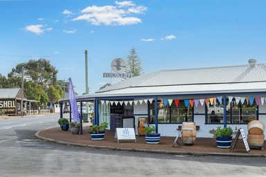 10421 Bussell Highway Witchcliffe WA 6286 - Image 2