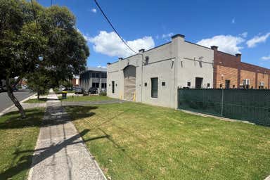 1/60 Jersey Road Bayswater VIC 3153 - Image 3