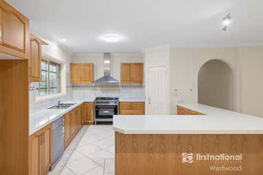 585 WINDERMERE ROAD Lara VIC 3212 - Image 3