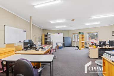 3/17 Magnet court Sandy Bay TAS 7005 - Image 3